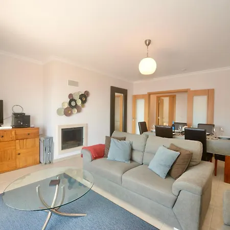 Clementine Apartment